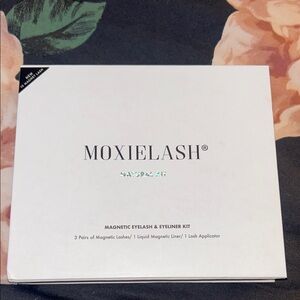 MOXIELASH NATURAL KIT NEW